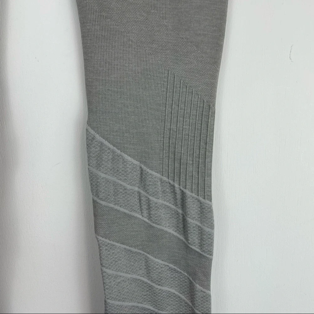 BLANQI Grey Sport Support Maternity Athletic Contour Leggings Sz Small - Picture 11 of 13